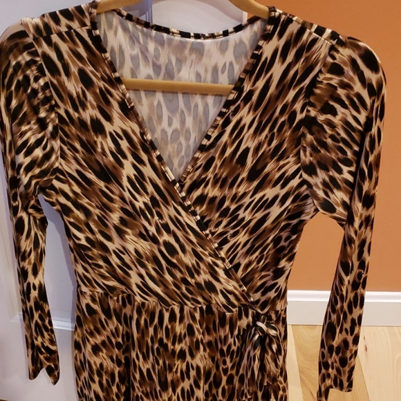DONATED. Animal prints faux wrap short rompers - Picture 3 of 5